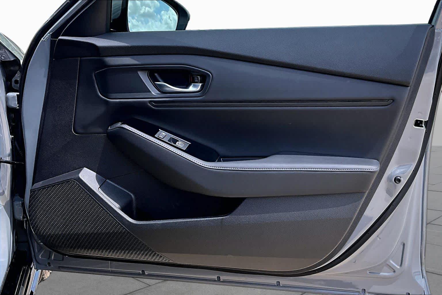 2025 Honda Accord Hybrid Touring Urban Gray Pearl at Beck & Masten Kia