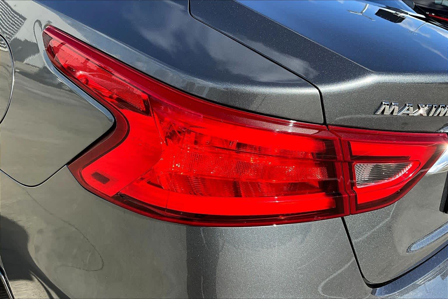 2017 Nissan Maxima SL Gun Metallic at HGreg Houston