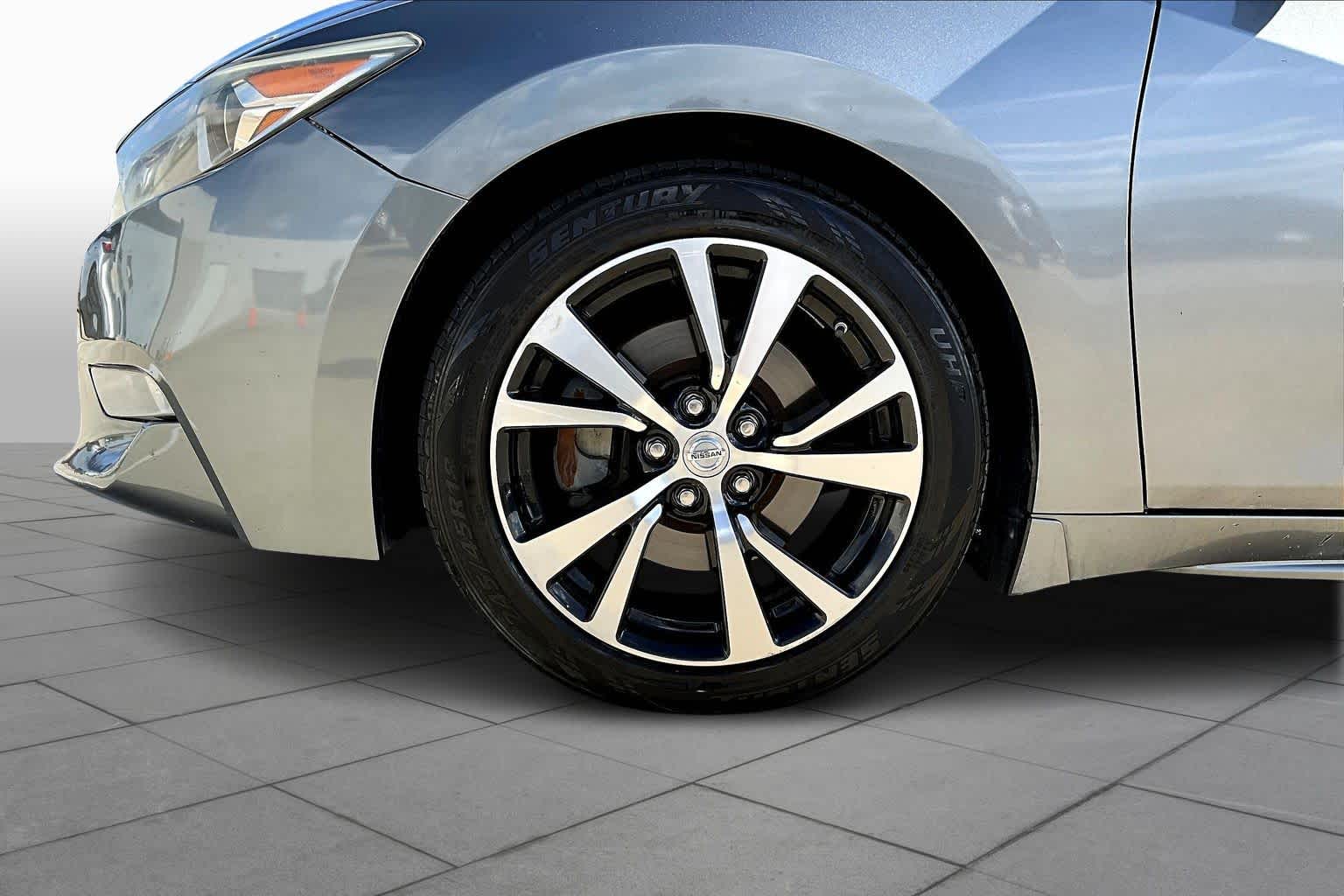 2017 Nissan Maxima SL Gun Metallic at HGreg Houston