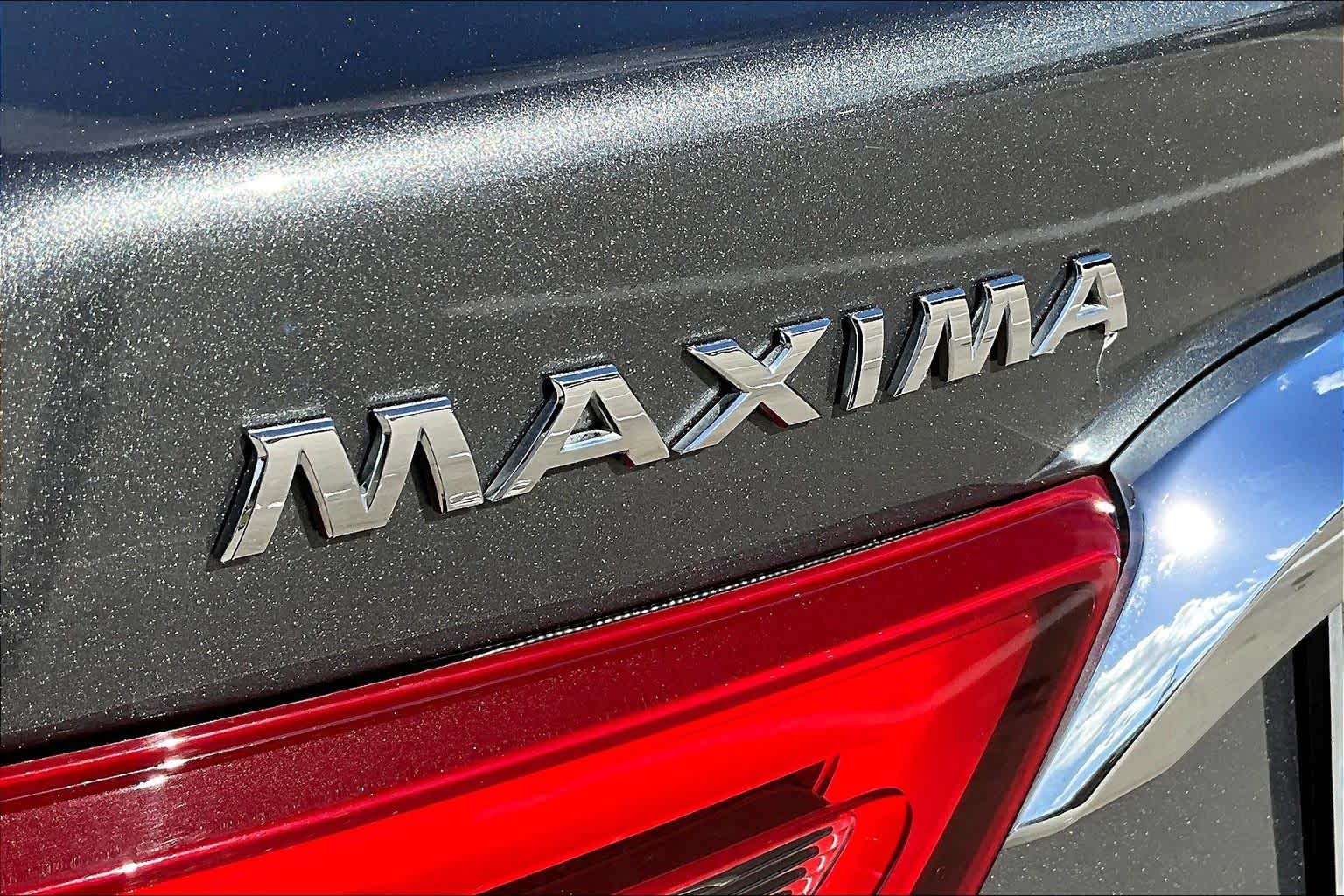 2017 Nissan Maxima SL Gun Metallic at HGreg Houston