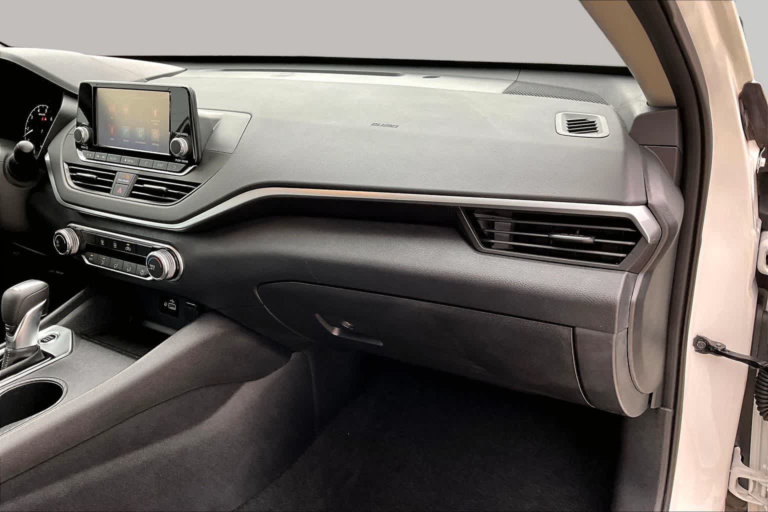 2021 Nissan Altima 2.5 S Glacier White at Sterling McCall Nissan