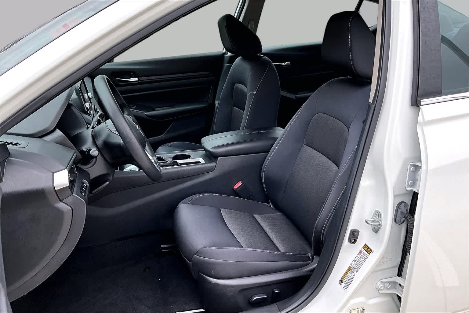 2021 Nissan Altima 2.5 S Glacier White at Sterling McCall Nissan