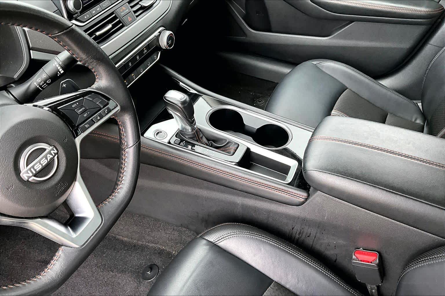 2024 Nissan Altima 2.5 SR Glacier White at AutoNation Ford Gulf Fwy