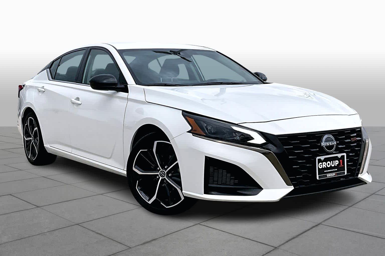 2024 Nissan Altima 2.5 SR Glacier White at AutoNation Ford Gulf Fwy