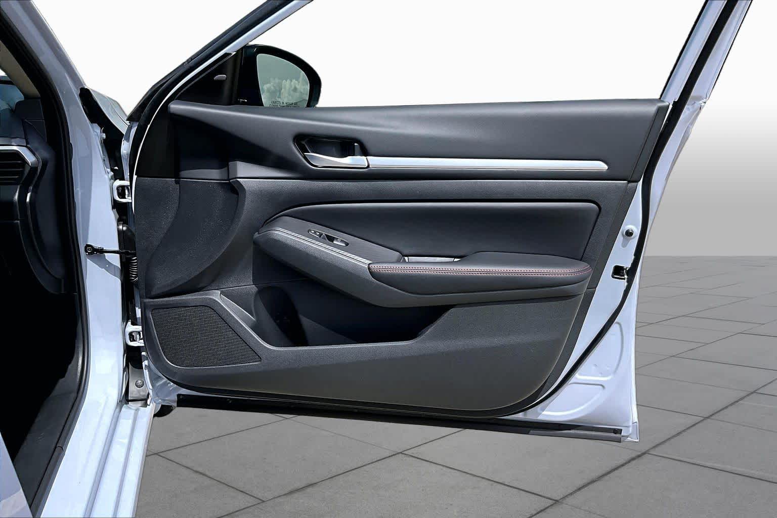 2026 Nissan Altima SR Gray Sky Pearl at AutoNation Chevrolet Gulf Fwy
