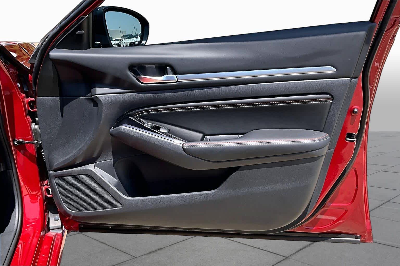 2023 Nissan Altima 2.5 SR Scarlet Ember Tintcoat at Friendly Ford Crosby