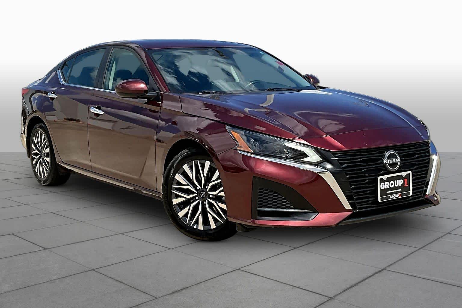 2024 Nissan Altima 2.5 SV - 2