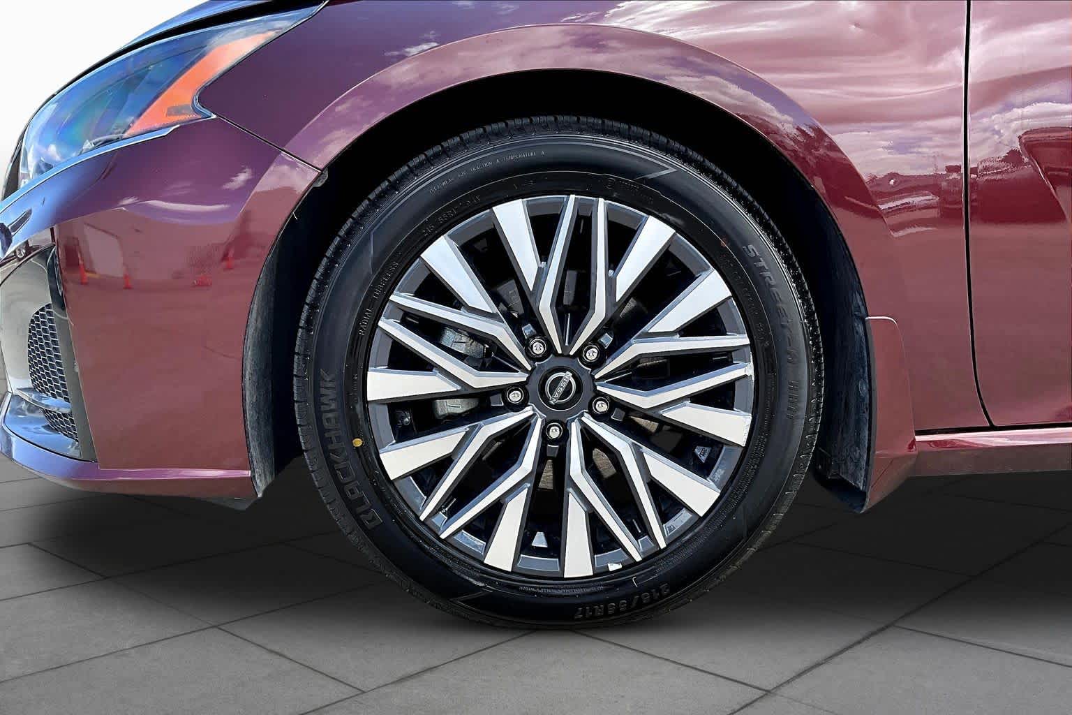2024 Nissan Altima 2.5 SV - 10