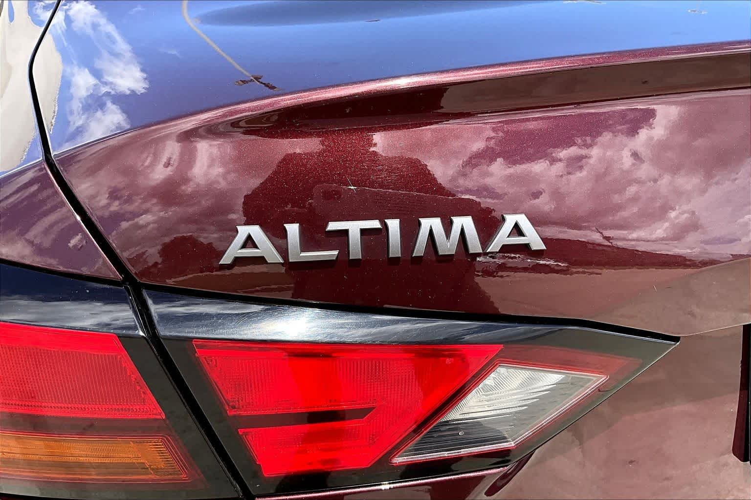 2024 Nissan Altima 2.5 SV - 9