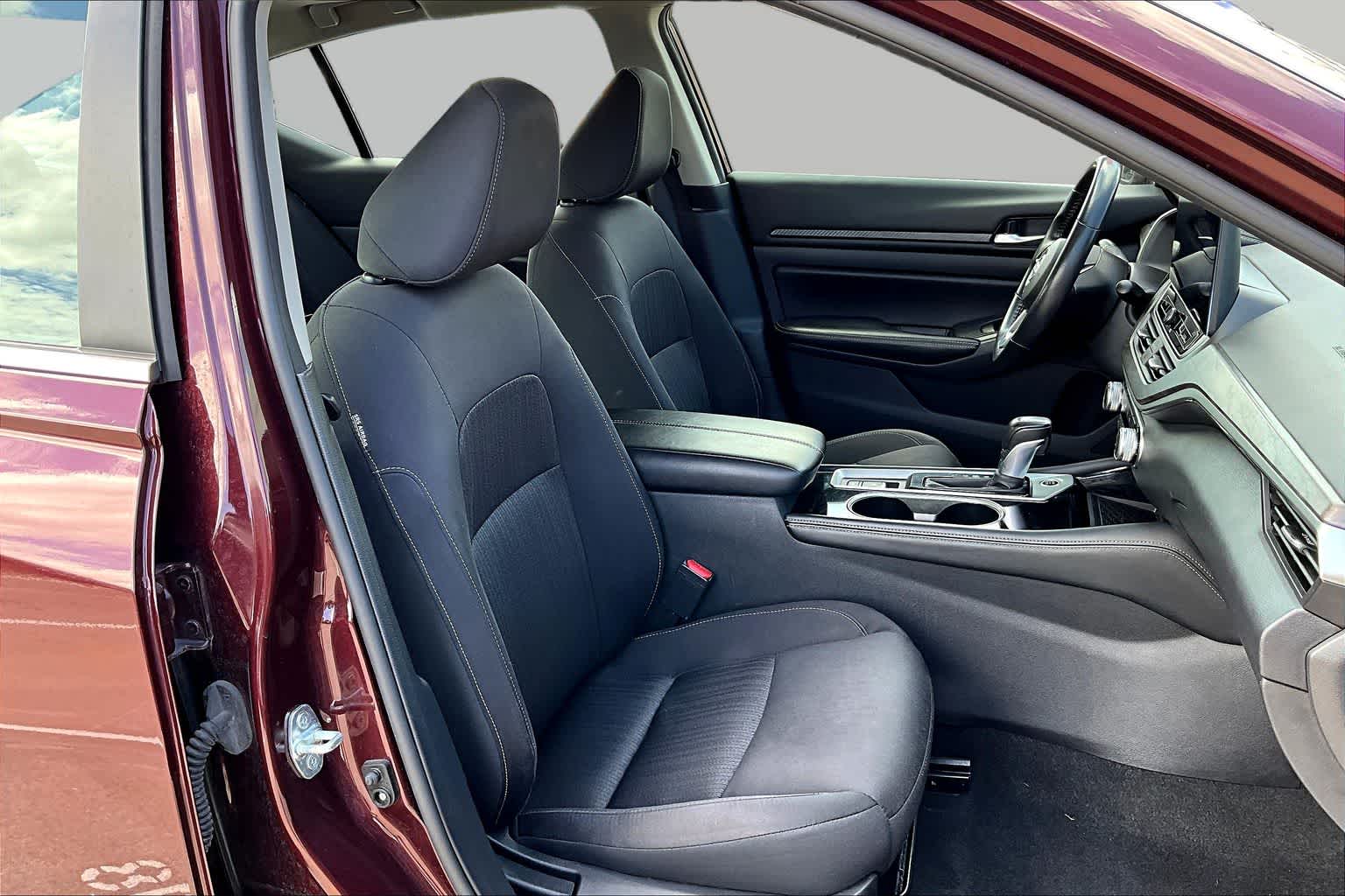 2024 Nissan Altima 2.5 SV - 8