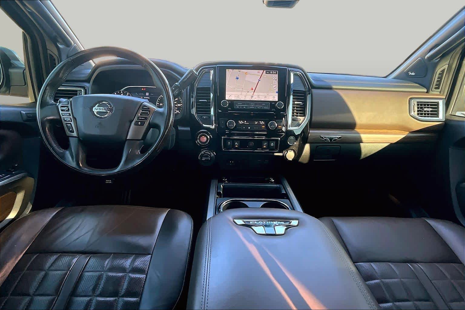2021 Nissan Titan photo 15 of 35