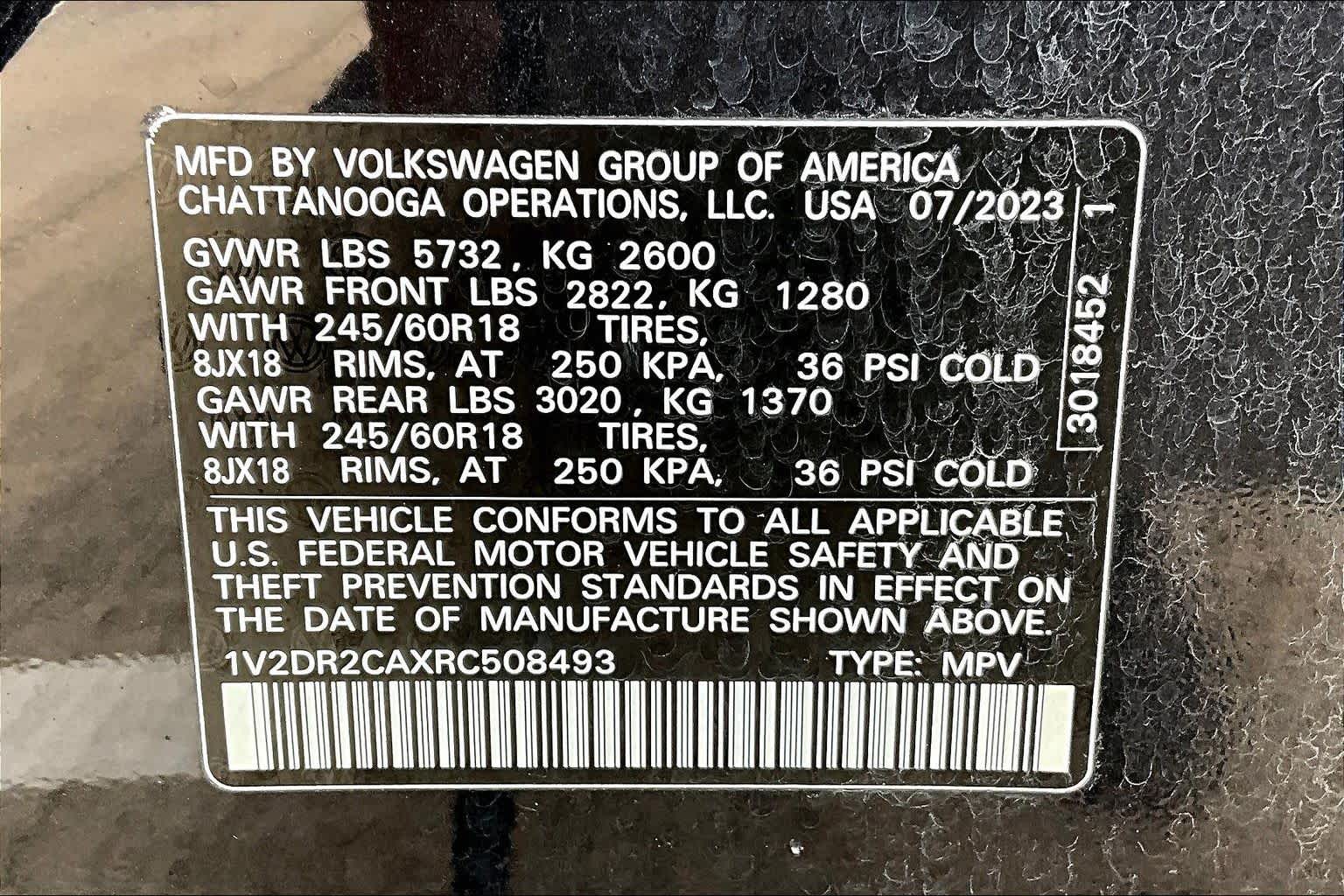 2024 Volkswagen Atlas 2.0T SE Deep Black Pearl at AutoNation Chrysler Jeep Dodge Ram Spring