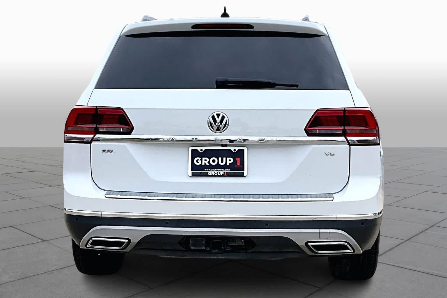 2019 Volkswagen Atlas 3.6L V6 SEL Pure White at Mercedes-Benz of Houston North