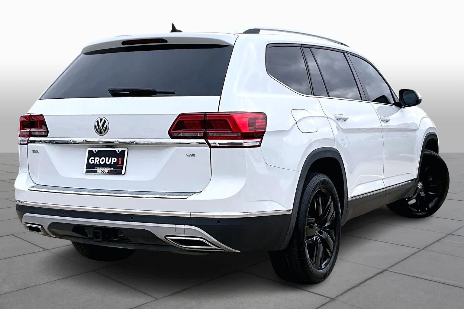 2019 Volkswagen Atlas 3.6L V6 SEL Pure White at Mercedes-Benz of Houston North