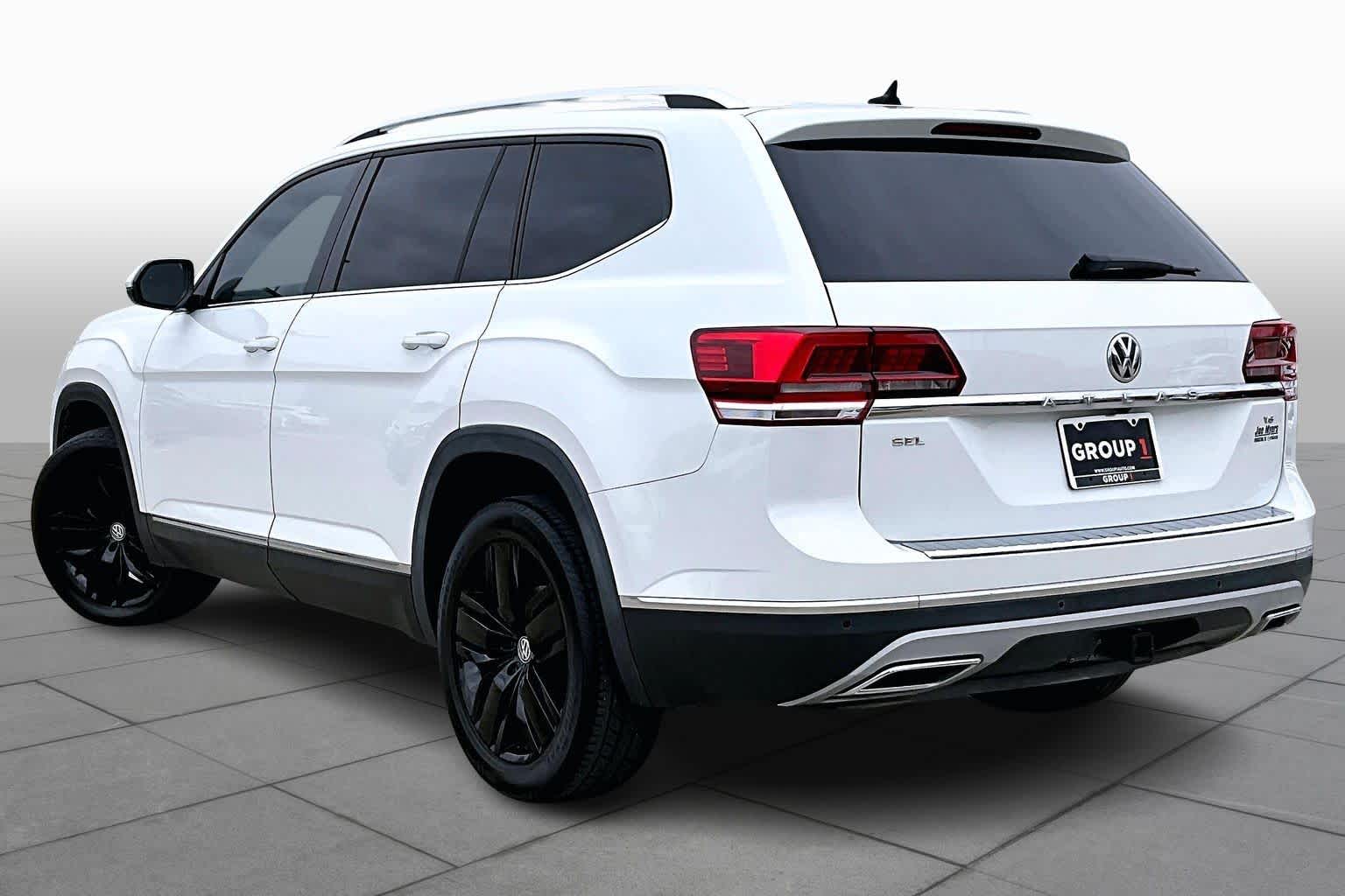 2019 Volkswagen Atlas 3.6L V6 SEL Pure White at Mercedes-Benz of Houston North