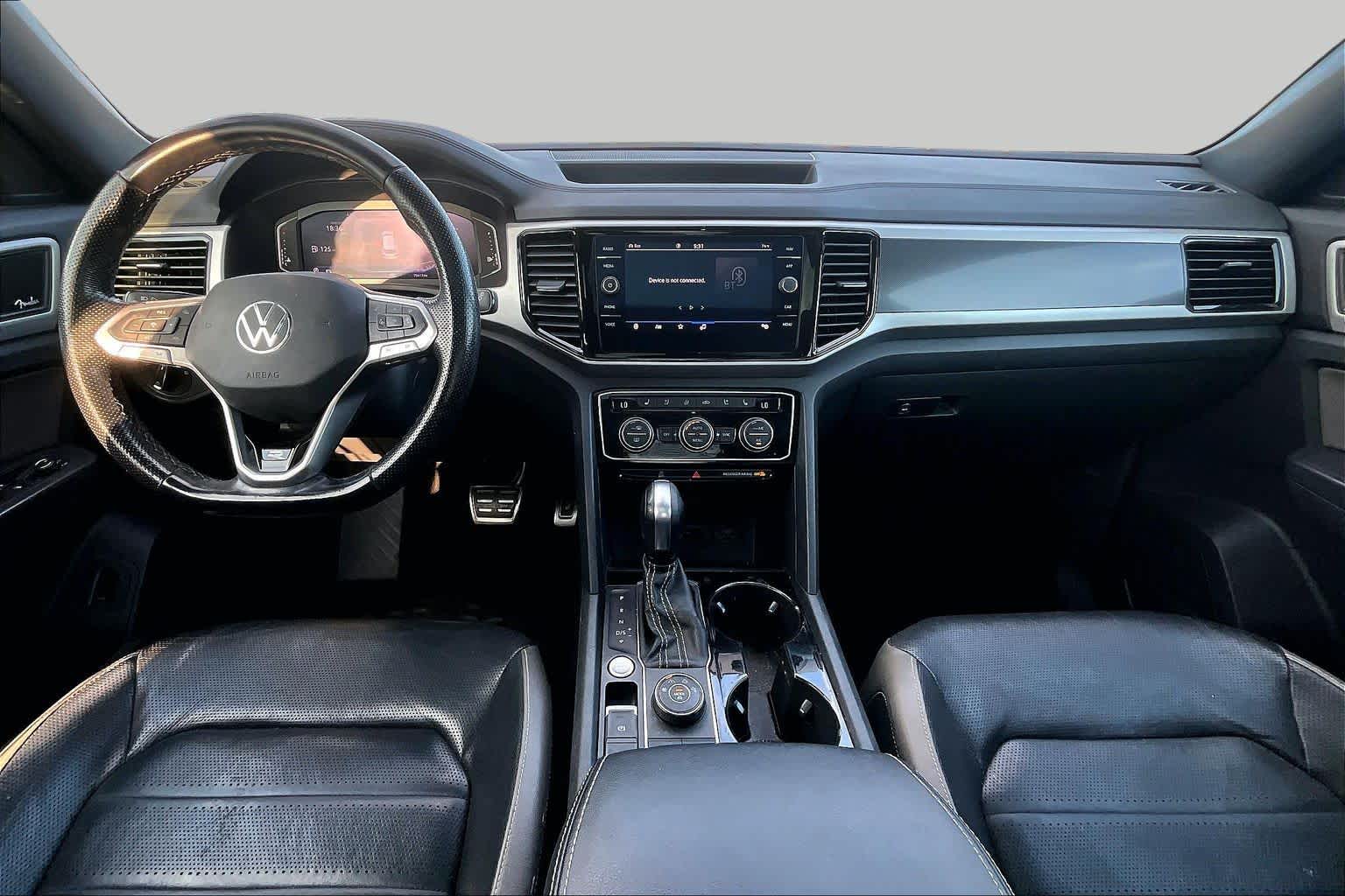 2021 Volkswagen Atlas Cross Sport photo 16 of 36