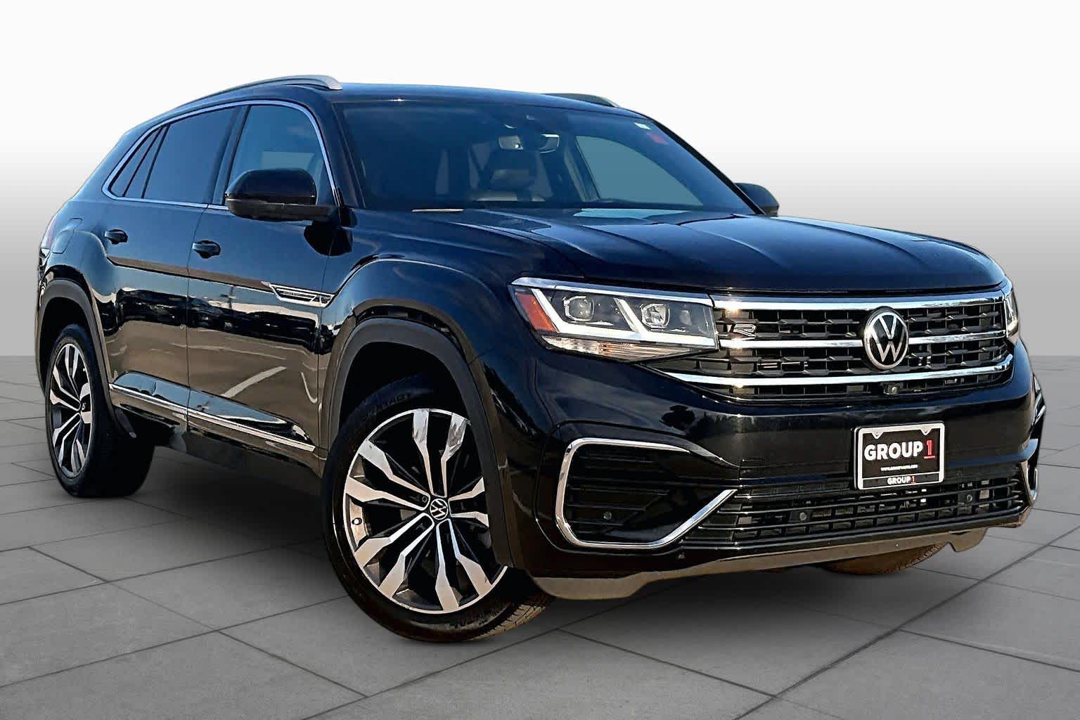 2021 Volkswagen Atlas Cross Sport photo 3 of 36