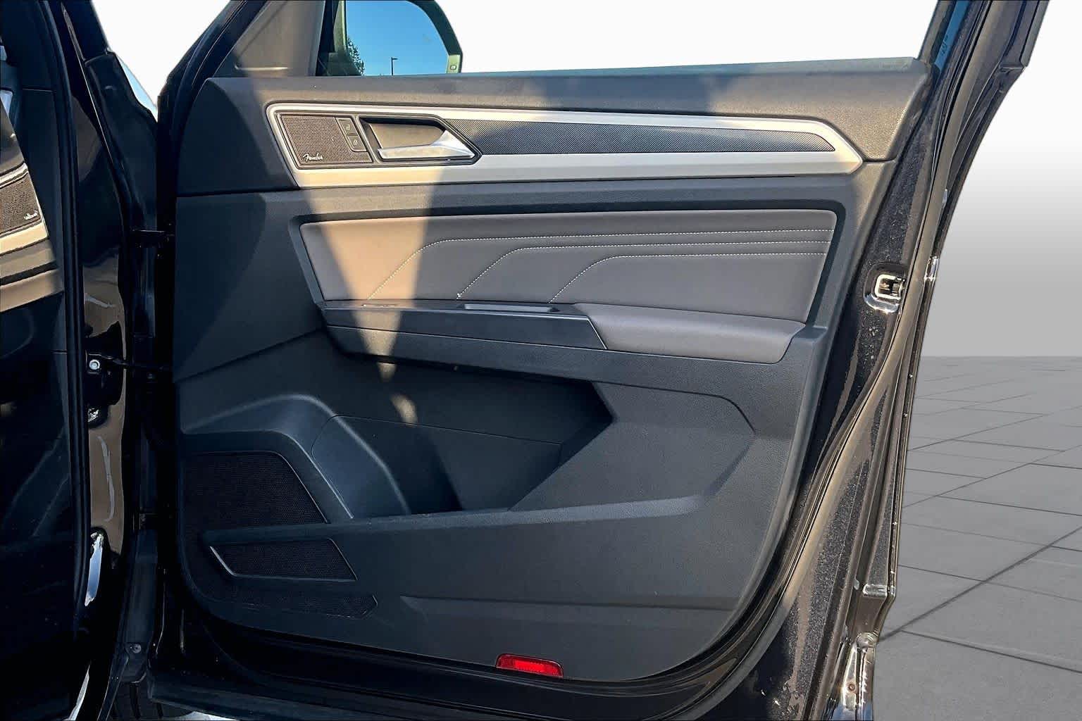 2021 Volkswagen Atlas Cross Sport photo 23 of 36