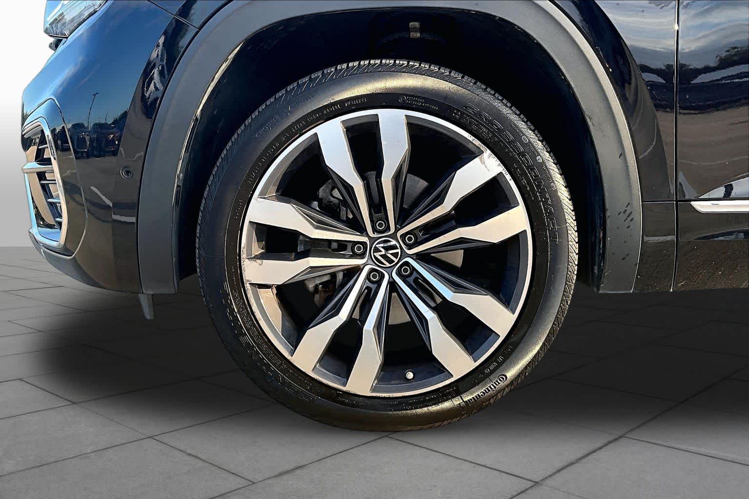 2021 Volkswagen Atlas Cross Sport photo 11 of 36