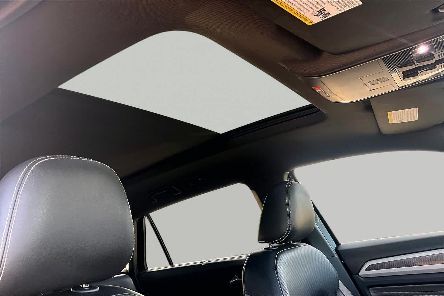 2021 Volkswagen Atlas Cross Sport photo 14 of 36