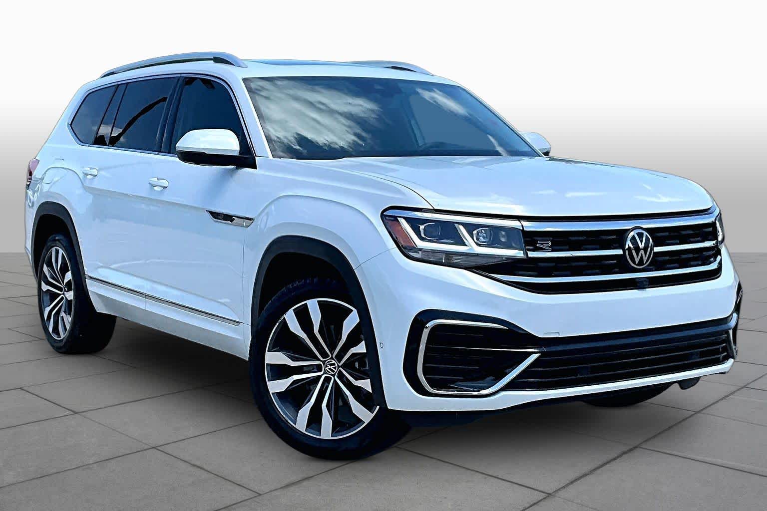 2023 Volkswagen Atlas 3.6L V6 SEL Premium R-Line Opal White Pearl at Beck & Masten Kia