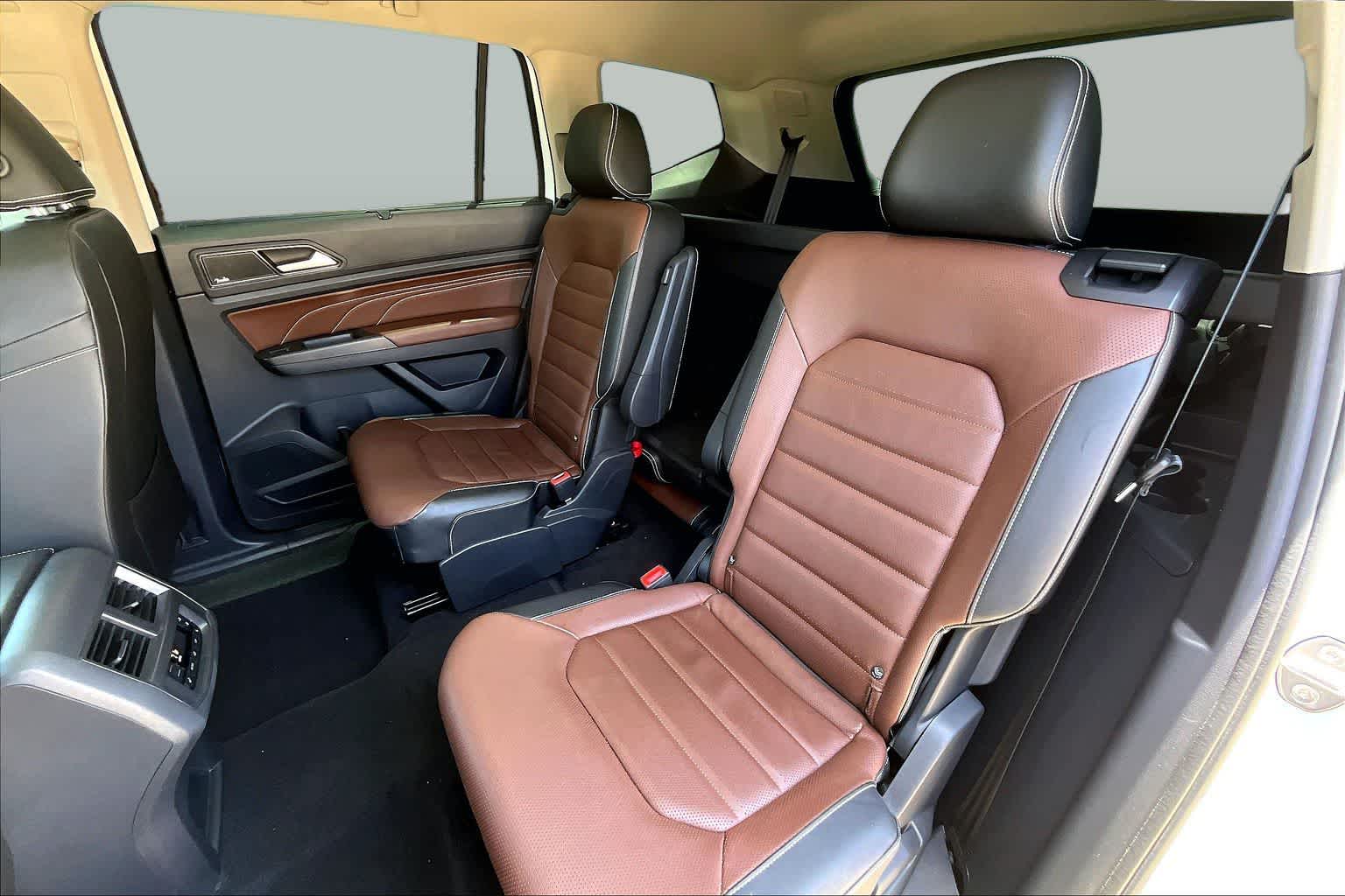 2023 Volkswagen Atlas 3.6L V6 SEL Premium R-Line Opal White Pearl at Group 1 GMC Buick South