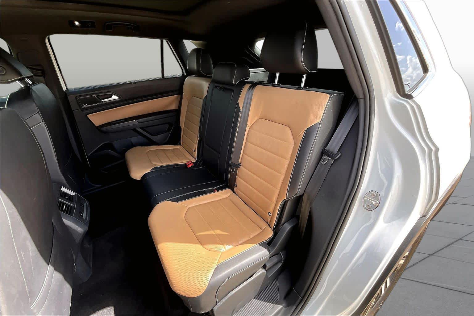 2020 Volkswagen Atlas Cross Sport 3.6L V6 SEL Premium Pure White at AutoNation USA Katy