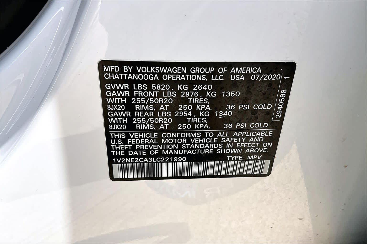 2020 Volkswagen Atlas Cross Sport 3.6L V6 SEL Premium Pure White at AutoNation USA Katy