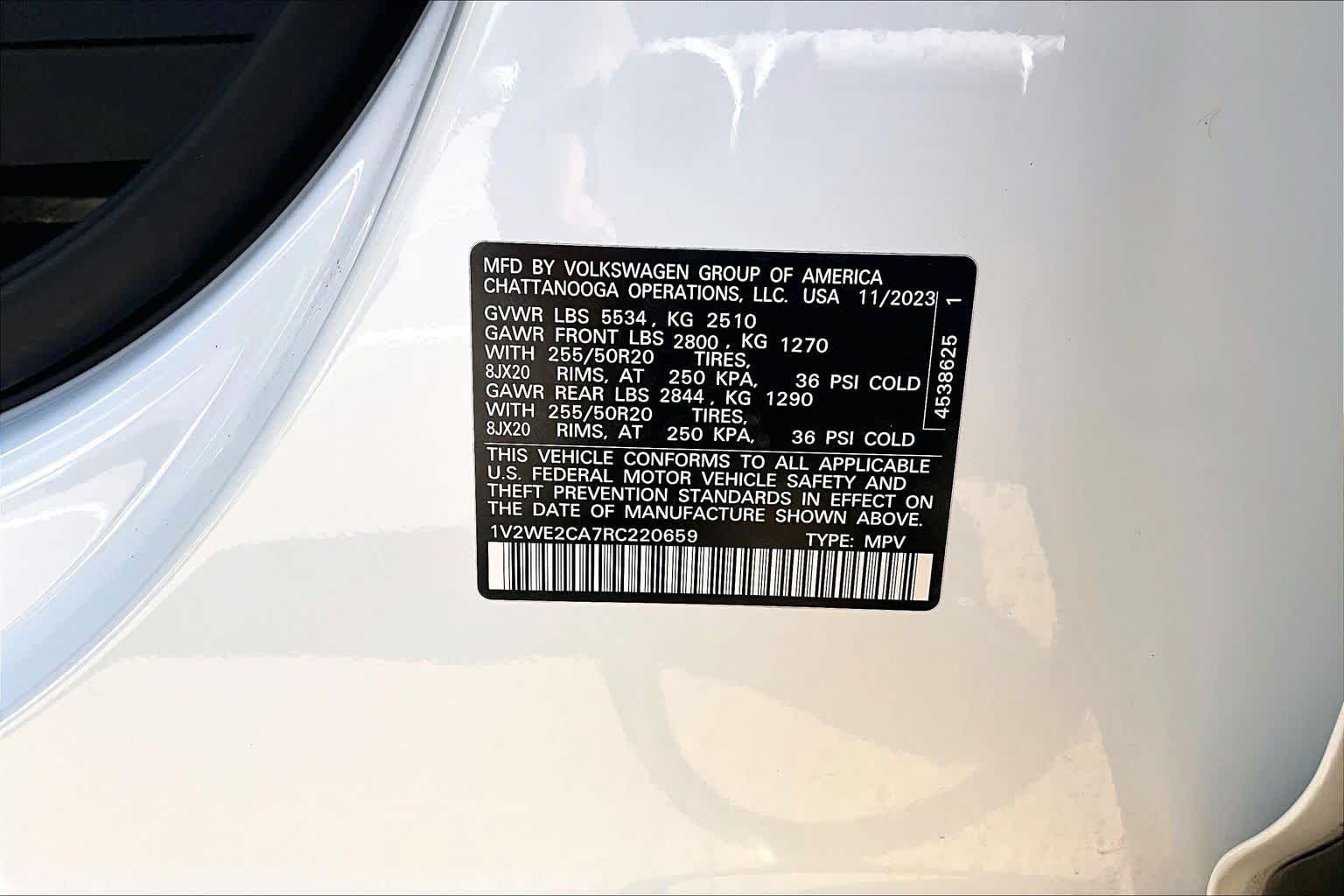 2024 Volkswagen Atlas Cross Sport photo 36 of 36