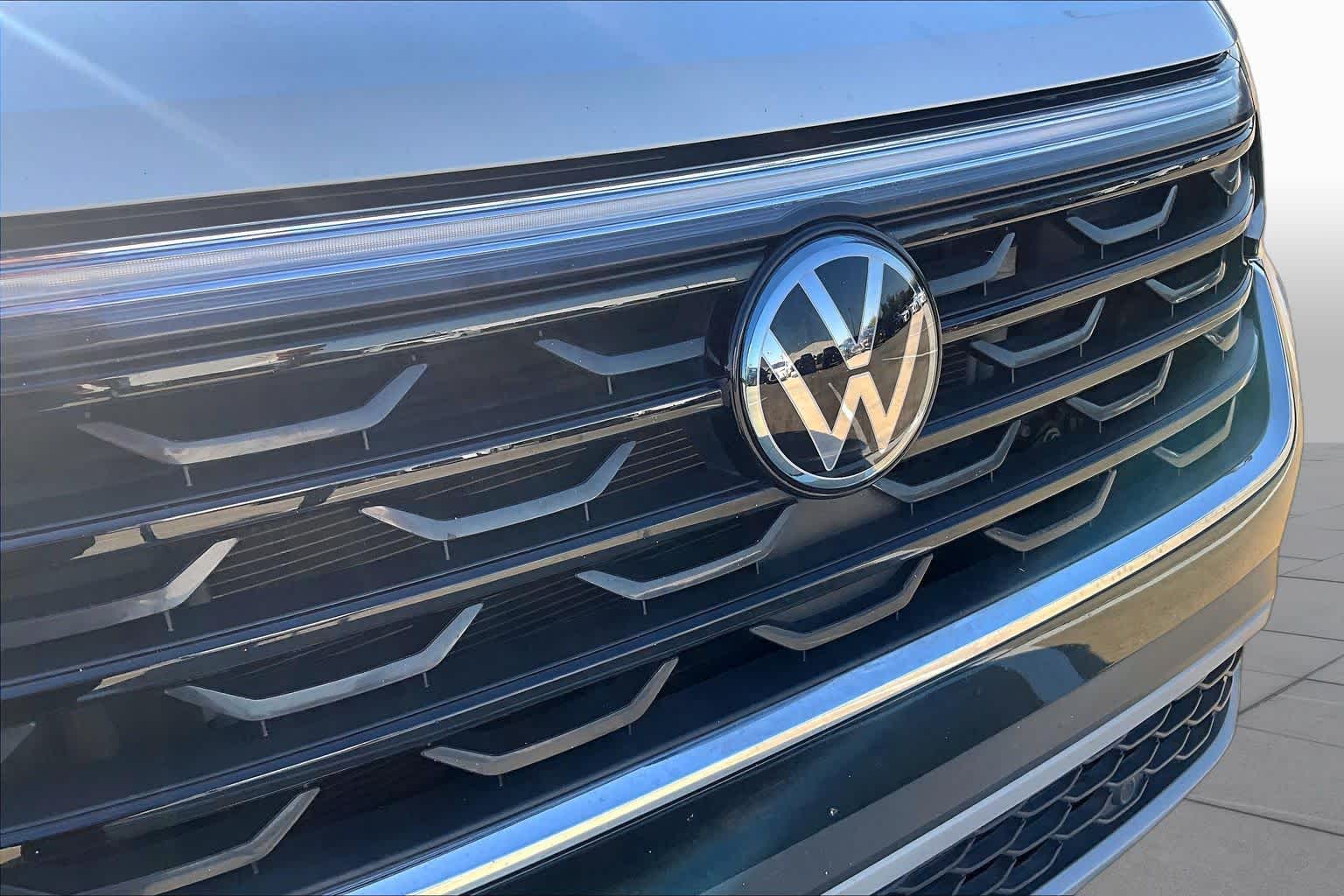 2024 Volkswagen Atlas Cross Sport photo 29 of 36