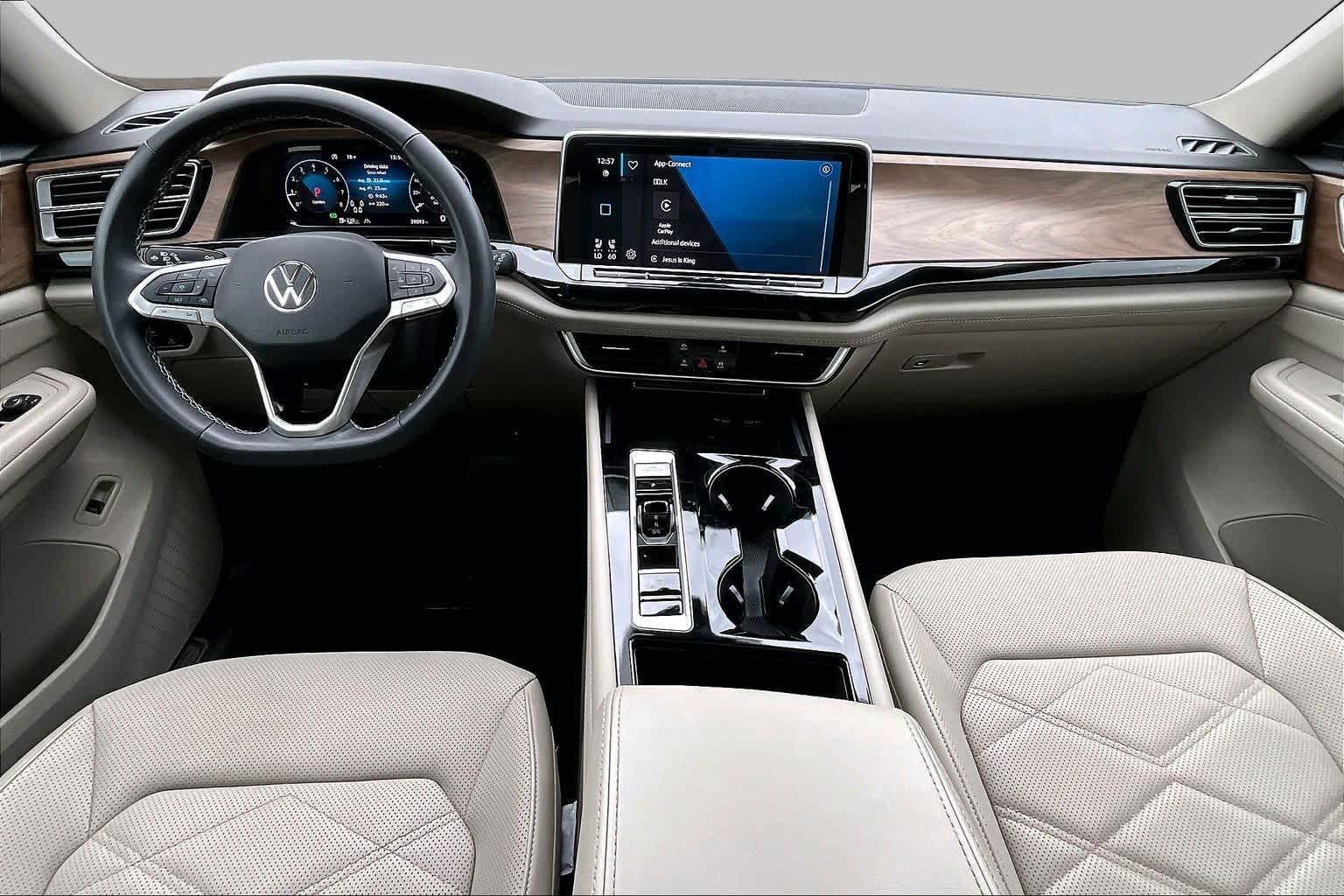 2024 Volkswagen Atlas 2.0T SE w/Technology Pure White at AutoNation USA Katy