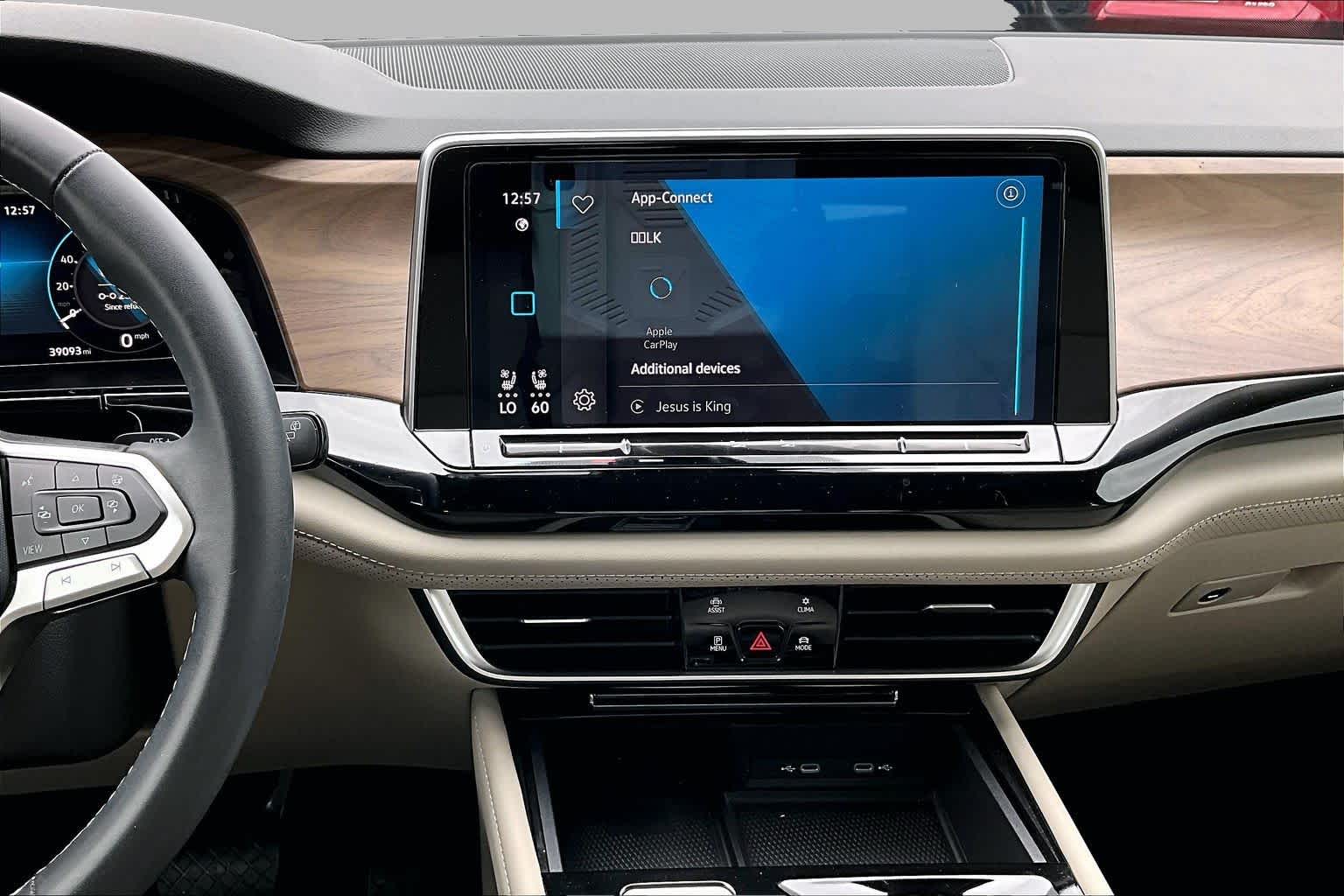 2024 Volkswagen Atlas 2.0T SE w/Technology Pure White at AutoNation USA Katy
