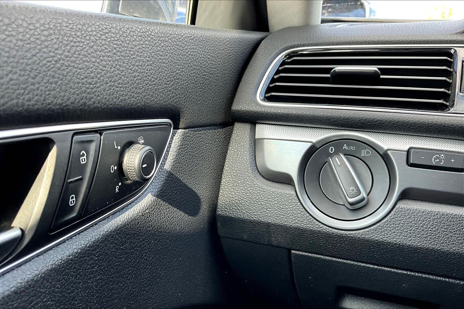 2017 Volkswagen Passat R-Line w/Comfort Pkg Platinum Gray Metallic at Honda of Clear Lake