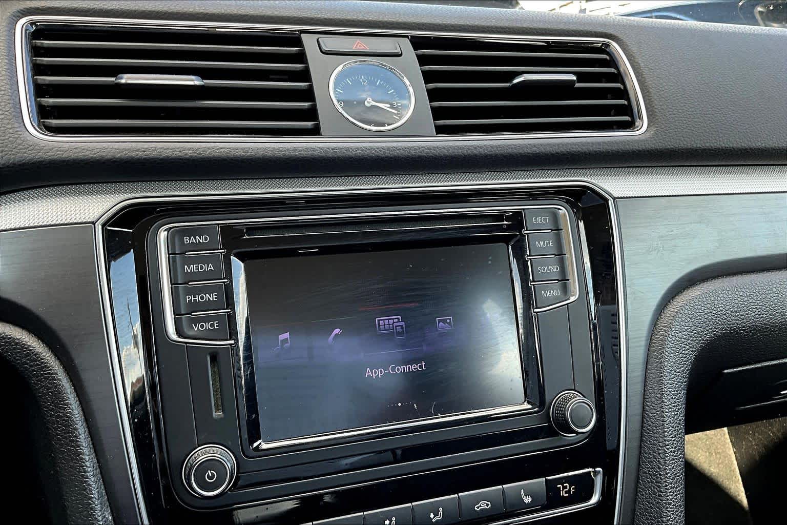 2017 Volkswagen Passat R-Line w/Comfort Pkg Platinum Gray Metallic at Honda of Clear Lake