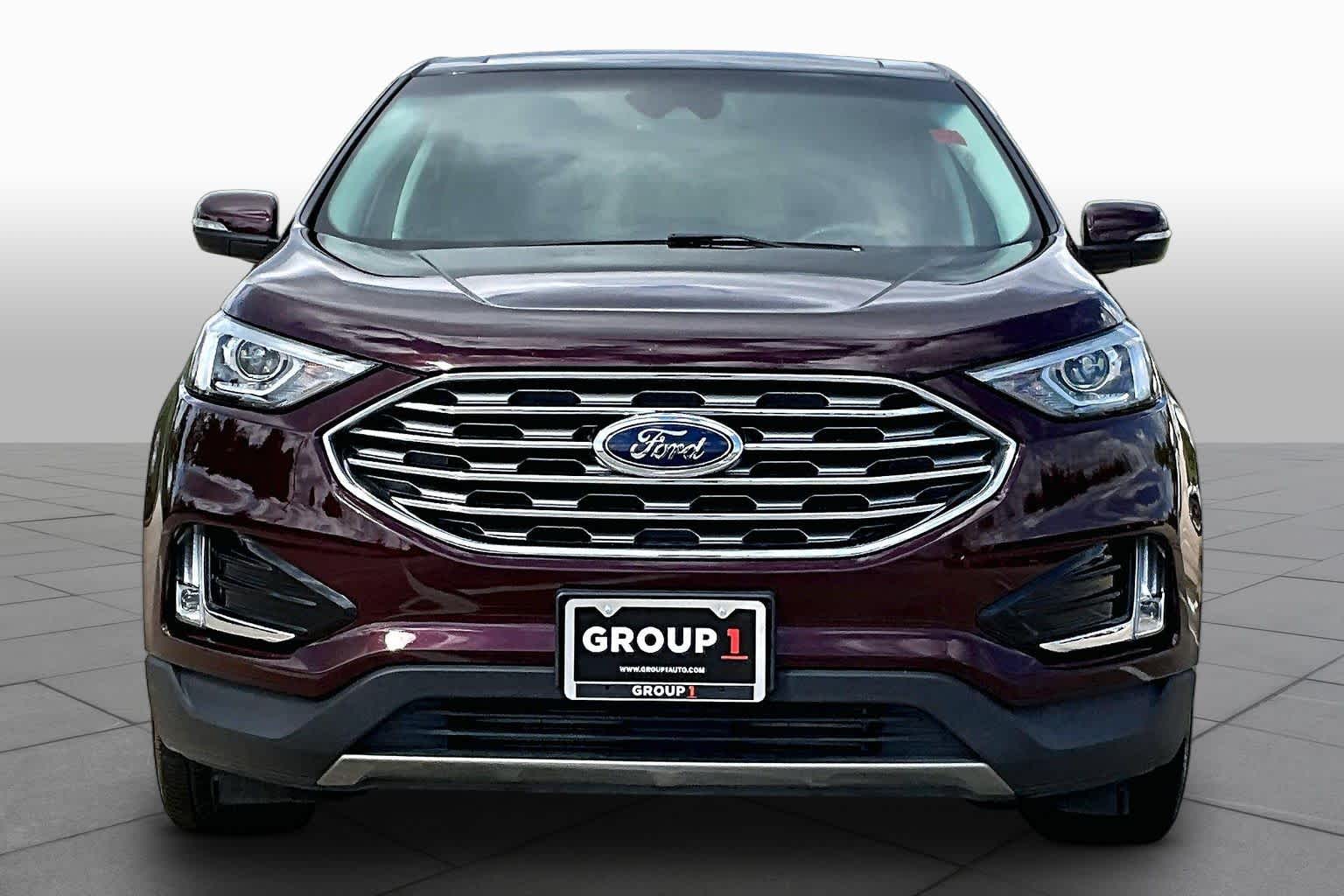 2019 Ford Edge photo 4 of 37