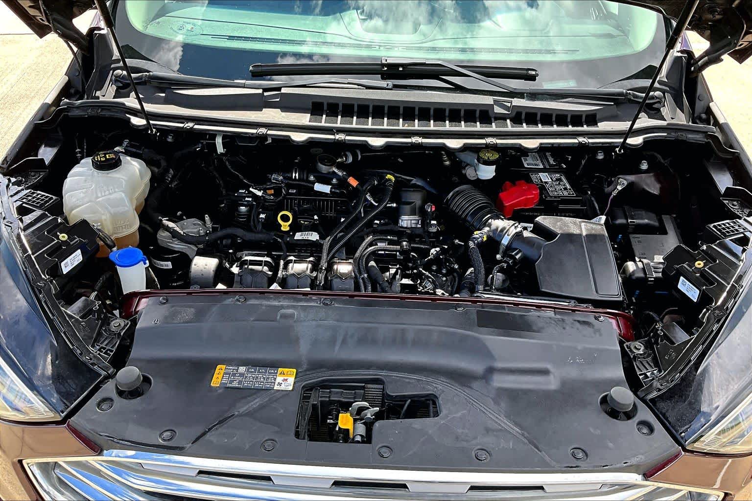 2019 Ford Edge photo 32 of 37