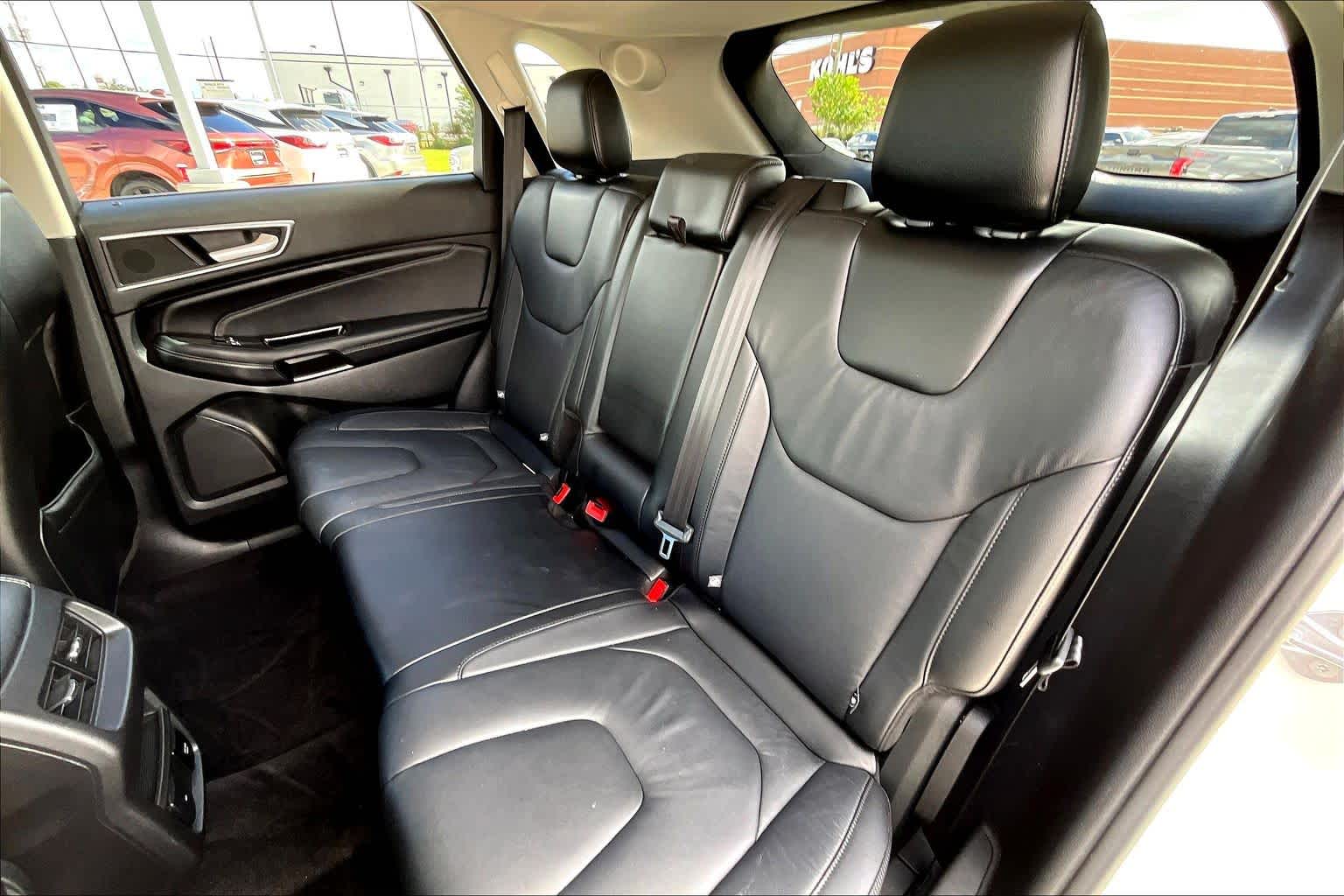 2016 Ford Edge Titanium White Platinum Metallic Tri-Coat at Tomball Ford