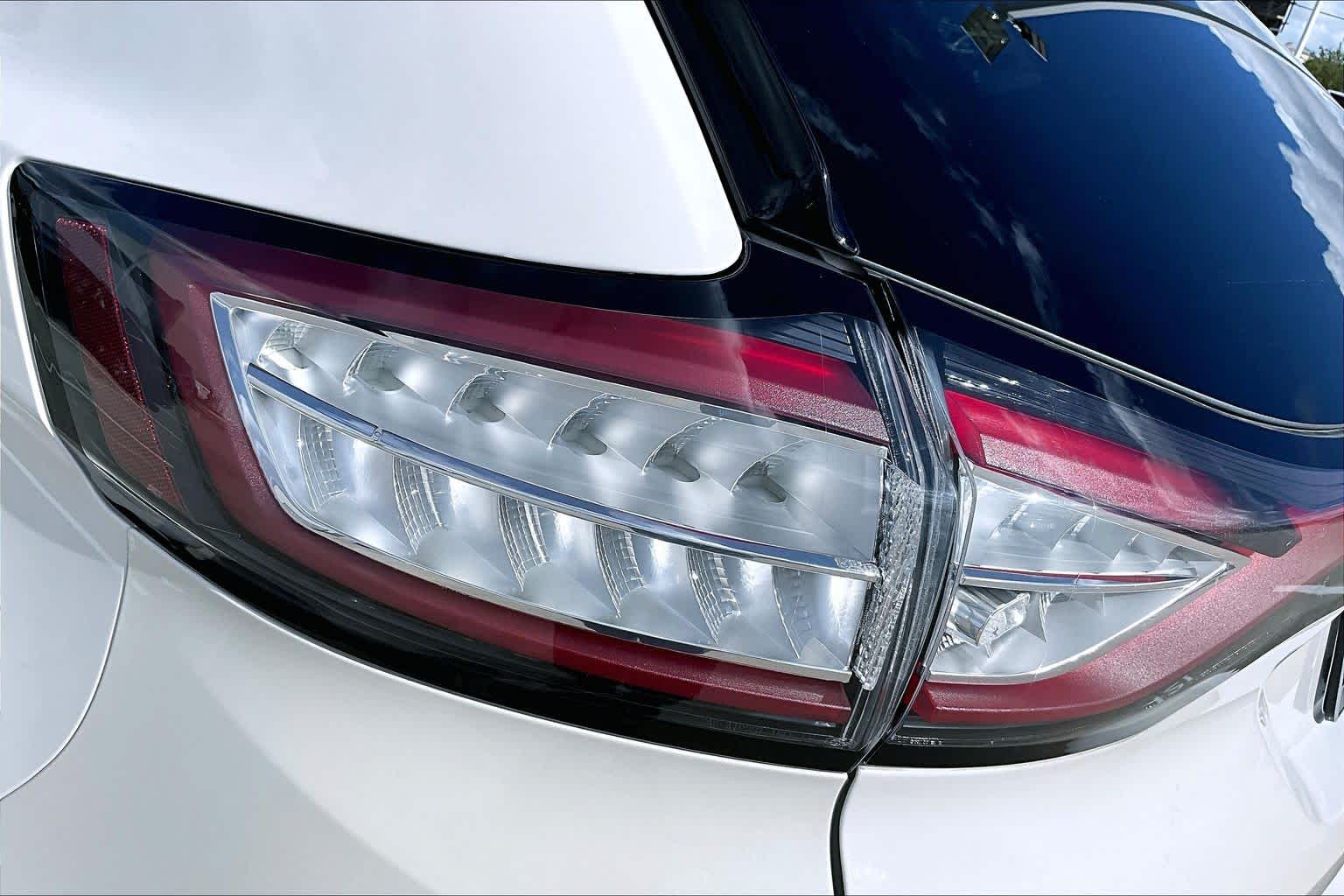 2016 Ford Edge Titanium White Platinum Metallic Tri-Coat at Tomball Ford