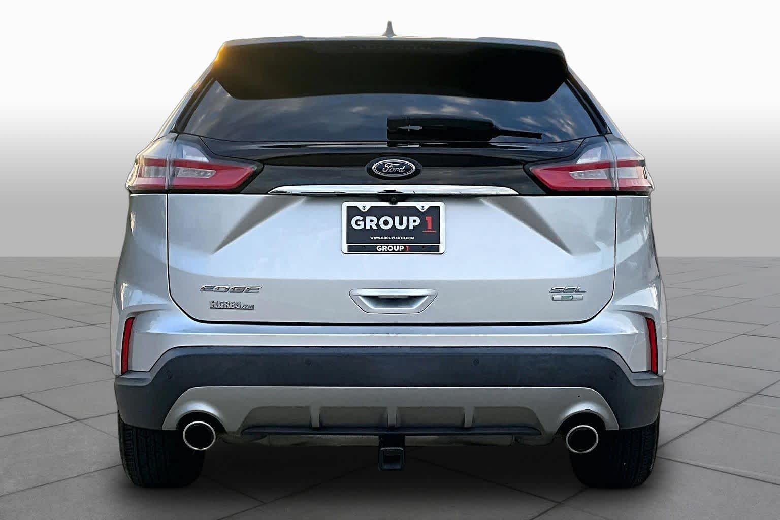 2019 Ford Edge photo 5 of 35
