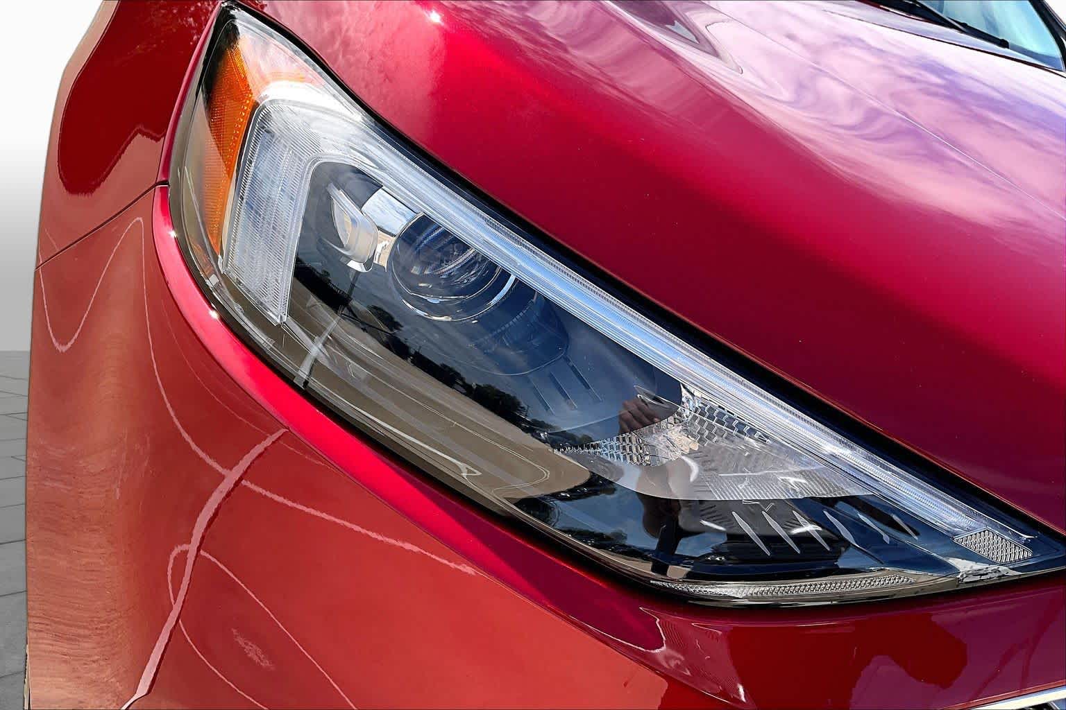 2022 Ford Edge photo 27 of 36