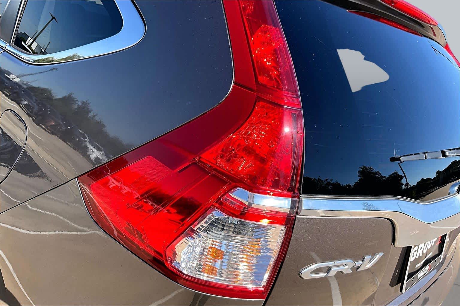 2015 Honda CR-V photo 26 of 31