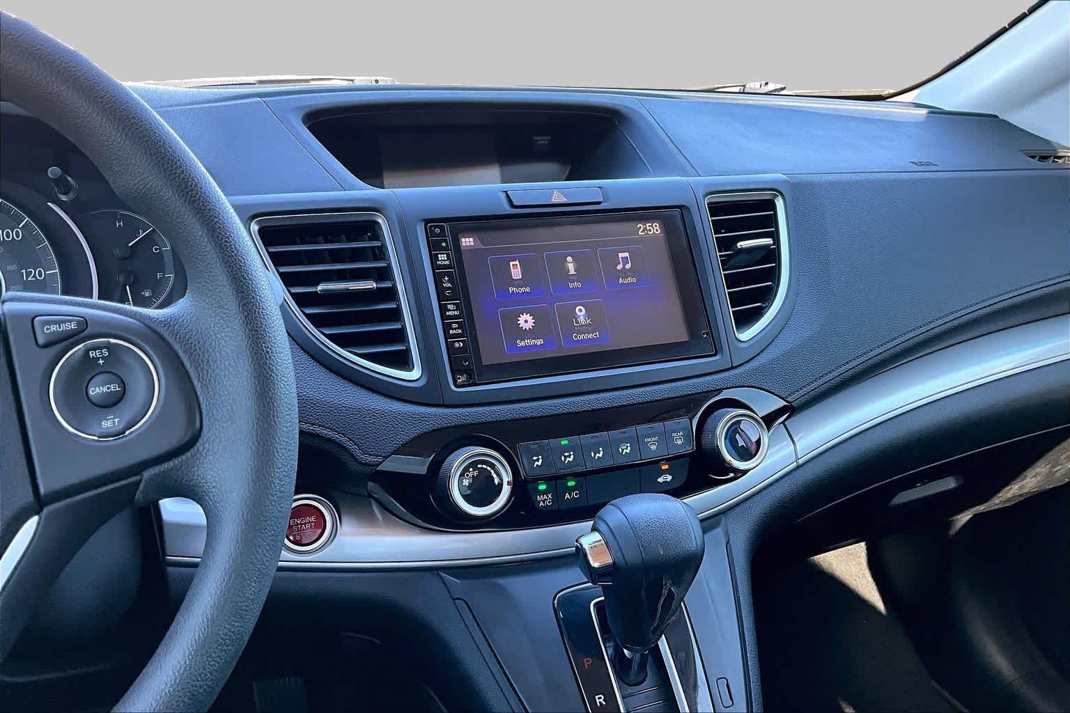 2015 Honda CR-V photo 7 of 31