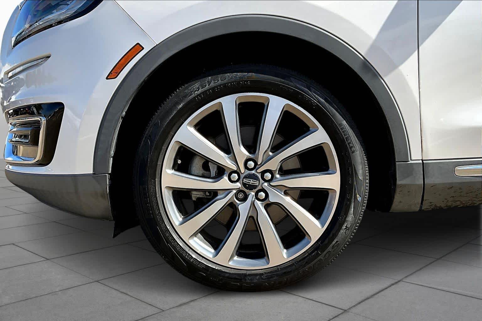 2019 Lincoln Nautilus Select - 9