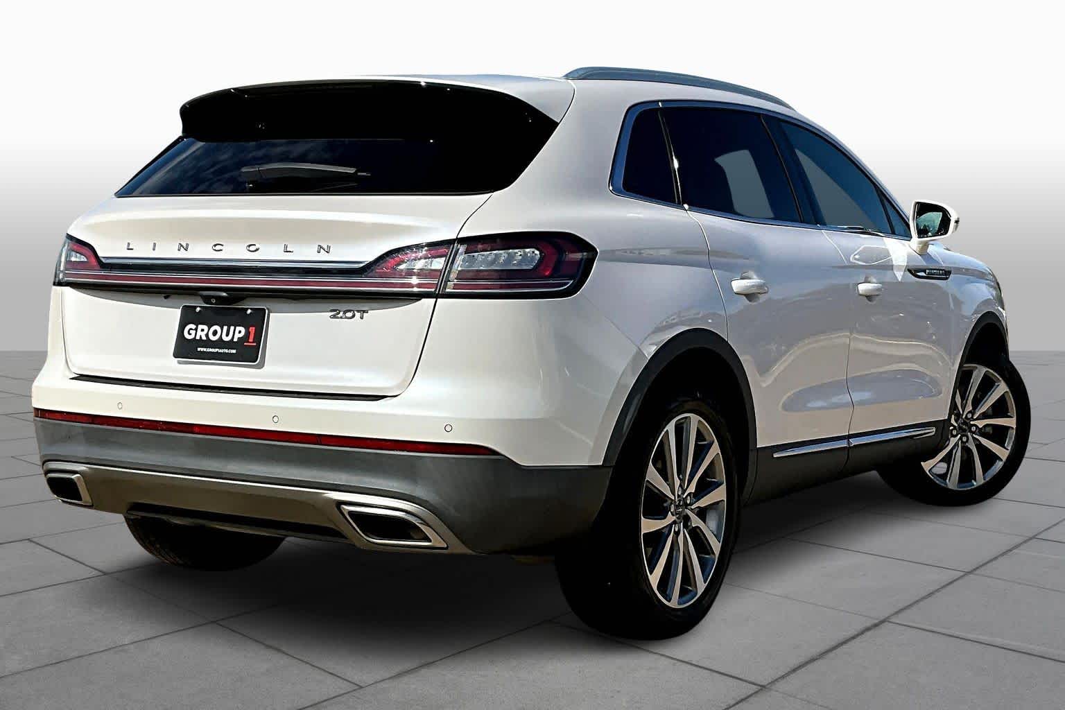 2019 Lincoln Nautilus Select - 11