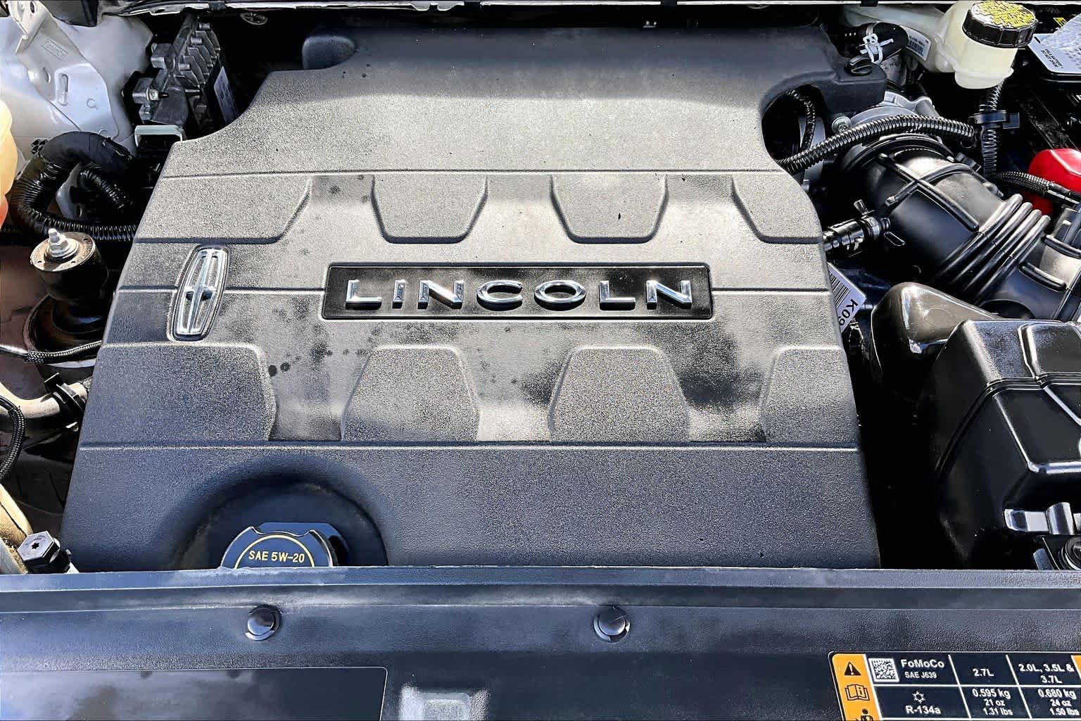 2017 Lincoln MKX Select Palladium White Gold Metallic at Mac Haik Ford