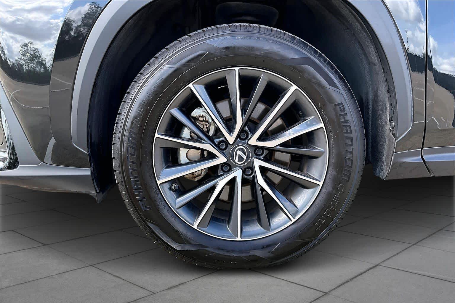 2024 Lexus NX 250 - 10