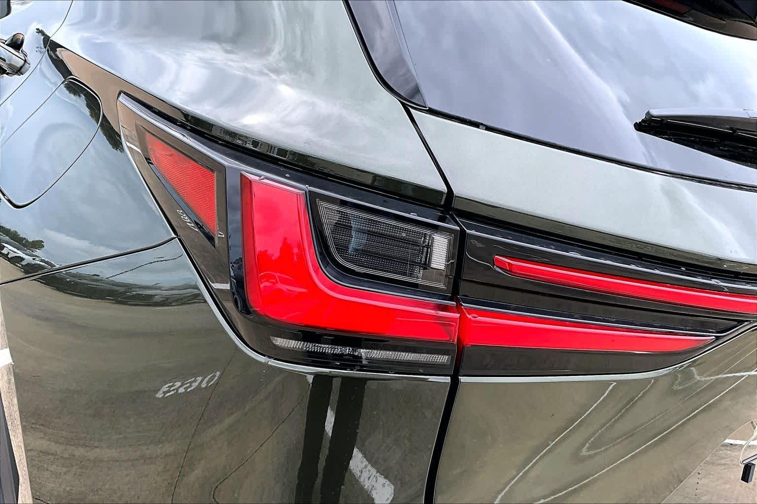 2026 Lexus NX 350 photo 14 of 22