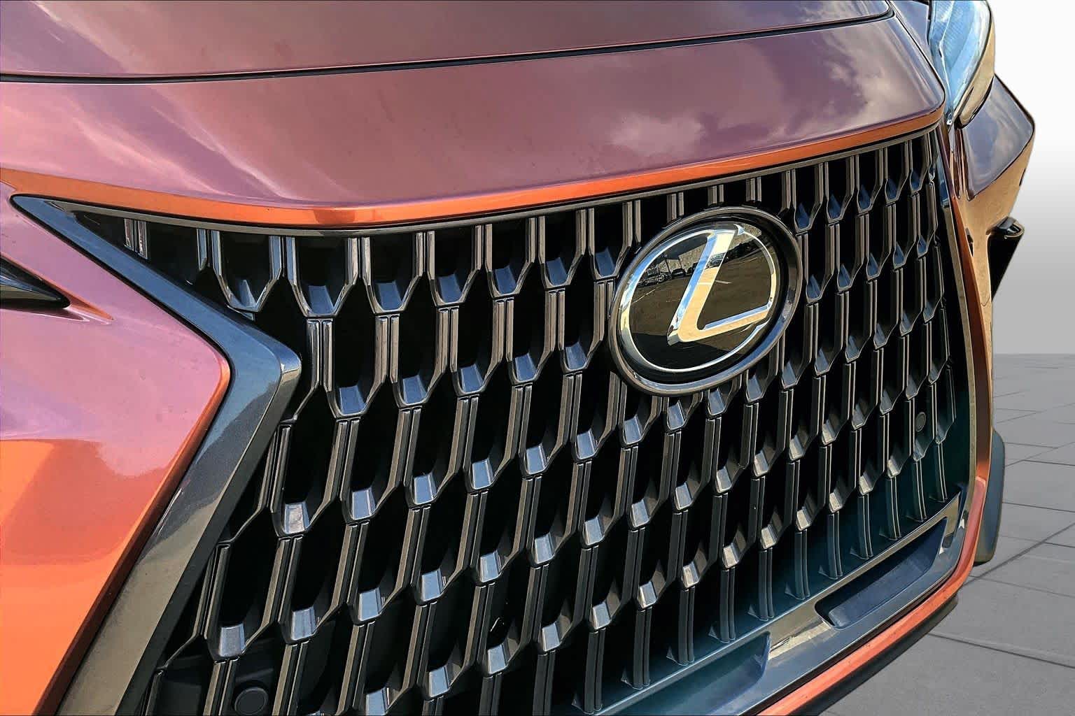 2026 Lexus NX 350 photo 30 of 37