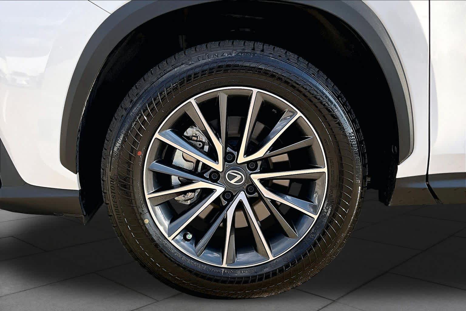2026 Lexus NX 350 photo 11 of 37