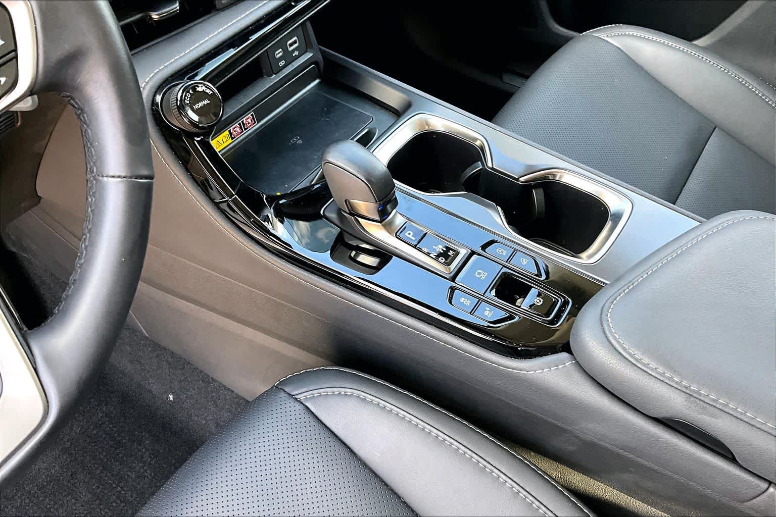 2026 Lexus NX 350 photo 17 of 37
